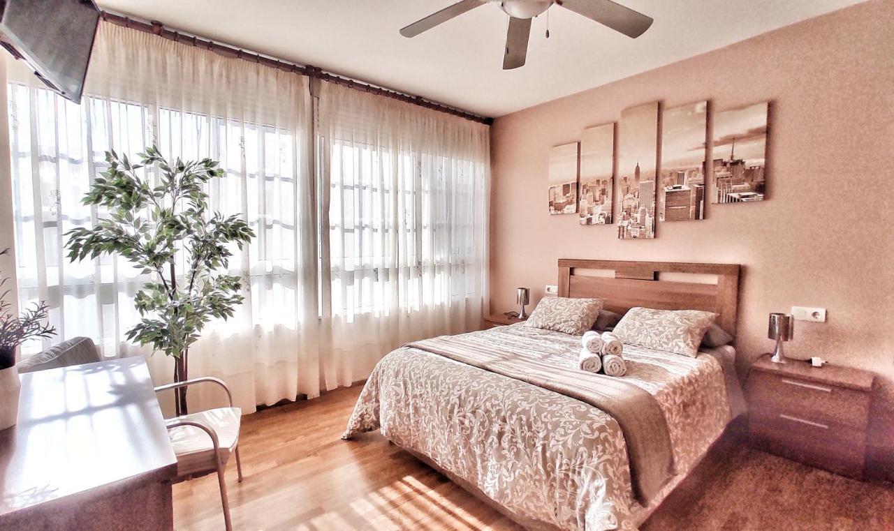 Apartamento Con Wifi En Casco Historico Betanzos Exteriör bild